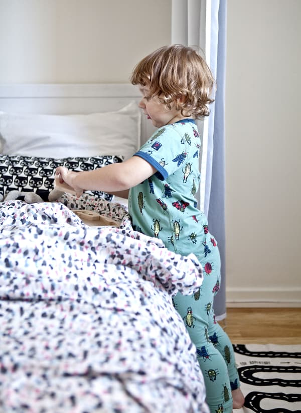 Use a curtain to create a play zone