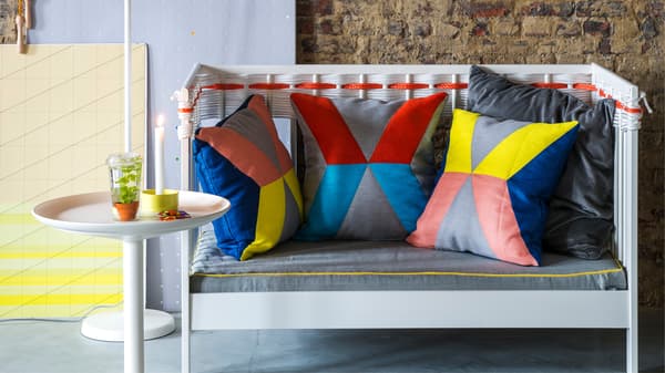 Van babybed naar kinderloungezetel in 4 stappen