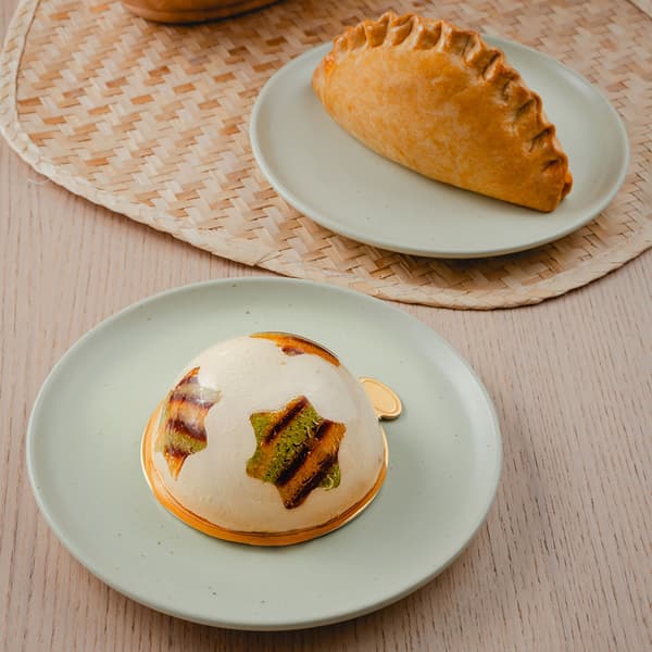 Vanilla sweet and sour cake and curry chicken cornish pie