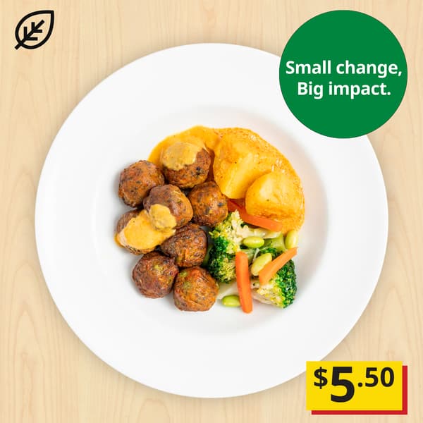 Vegetable balls with curry sauce