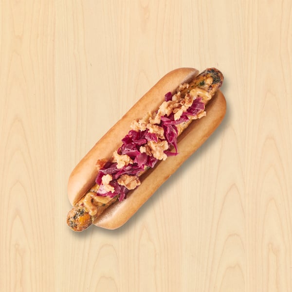 Veggie hotdog med rødkål
samt ristede løg og sennep. 

12.-