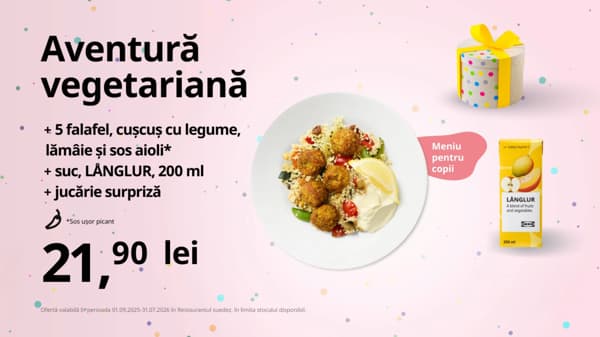 Vizual promoțional IKEA pentru „Chifteluțe delicioase” – meniu pentru copii cu 5 falafel, cușcuș cu legume, lămâie și sos aioli, suc LÅNGLUR 200 ml și jucărie surpriză, la 21,90 lei, pe fundal roz cu confetti colorate.