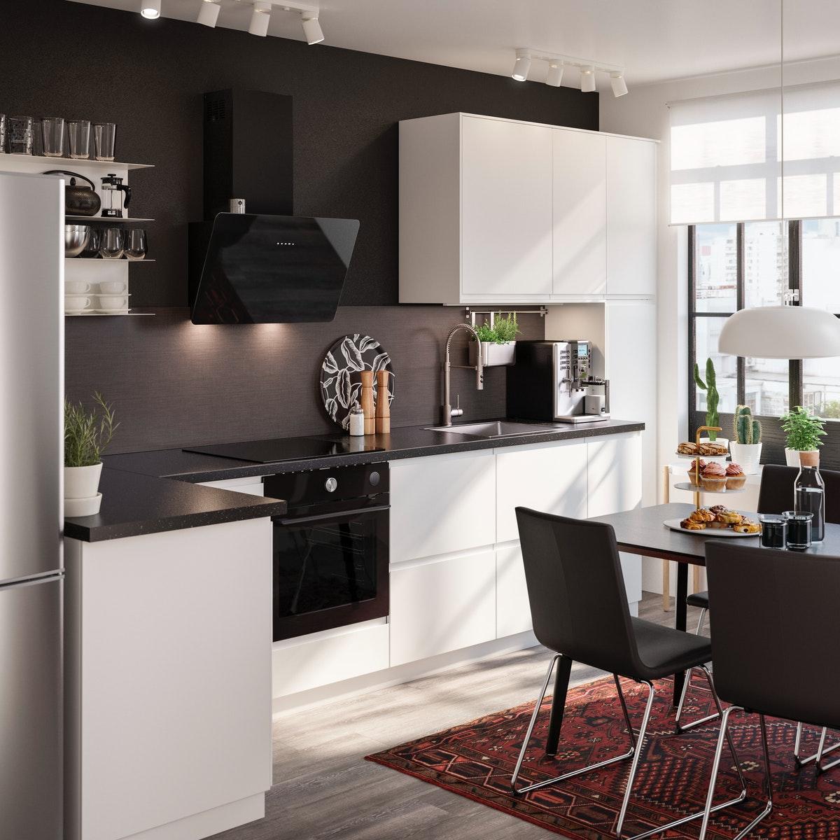 Moderne Küche: monochromes Design - IKEA Österreich