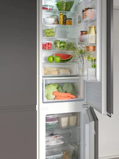Vstavaná chladnička s mrazničkou IKEA