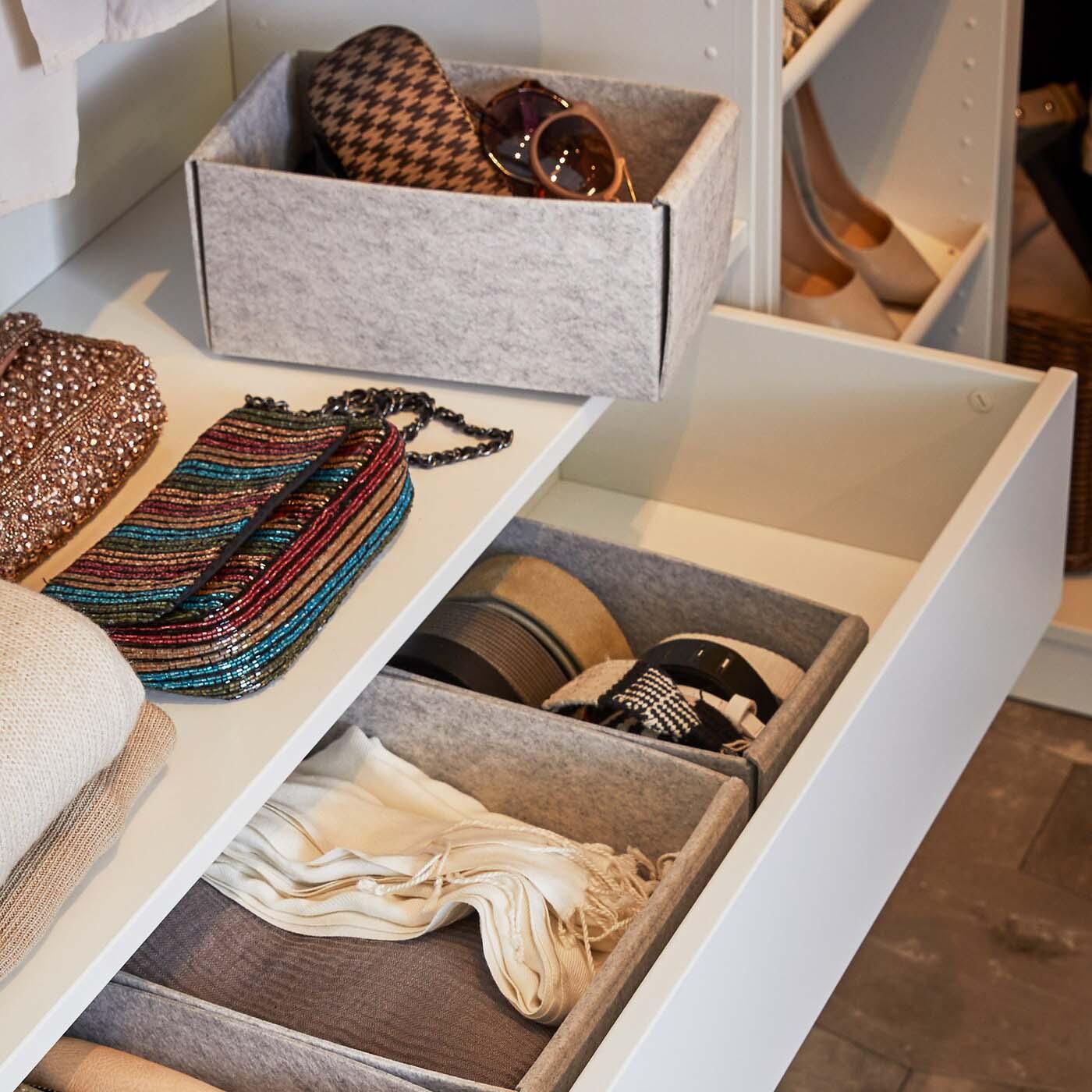 Wardrobe drawer organisers 