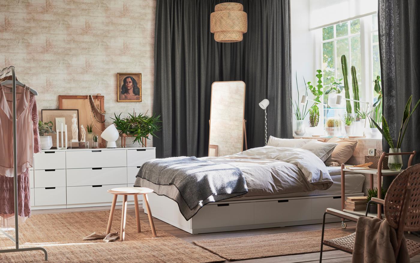 Sleep peacefully, with everything neatly tucked away - IKEA