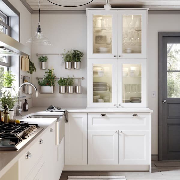 white kitchen