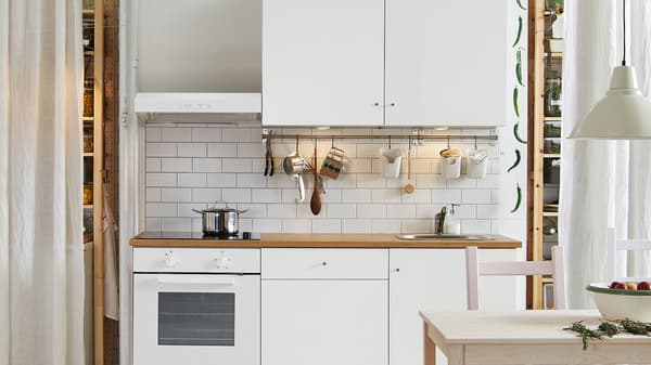 White KNOXHULT kitchen 