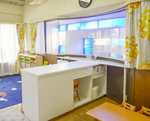 白を基調とした爽やかな空間。