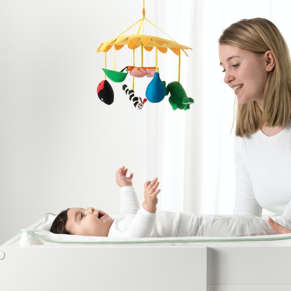 Xoguetes para bebés acabados de nacer