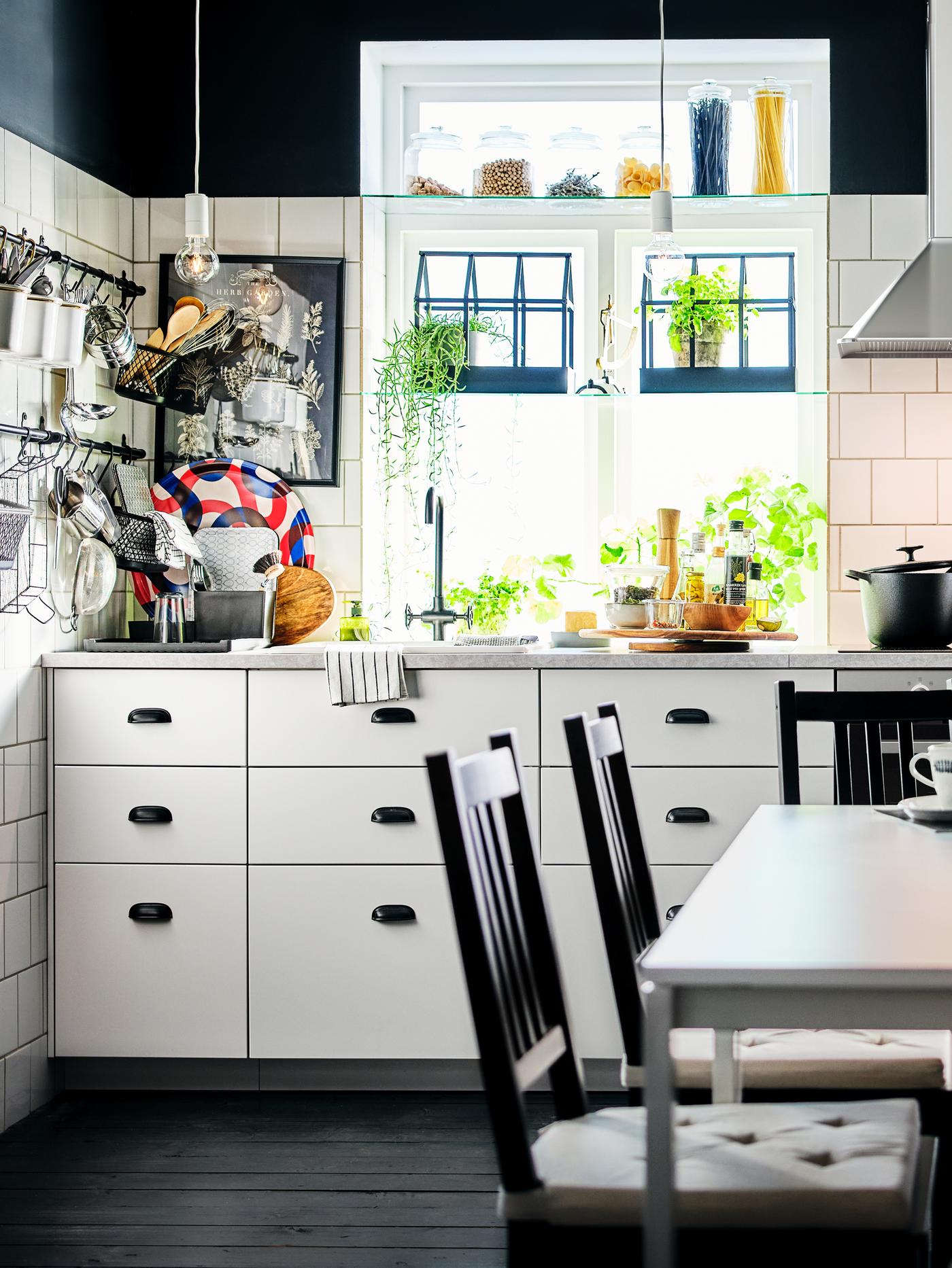 شاهد كل واجهات أبواب وأدراج METOD 