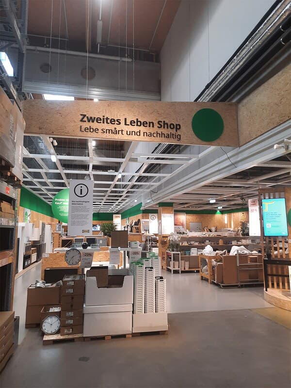Zweites Leben Shop in einem IKEA Einrichtungshaus.
