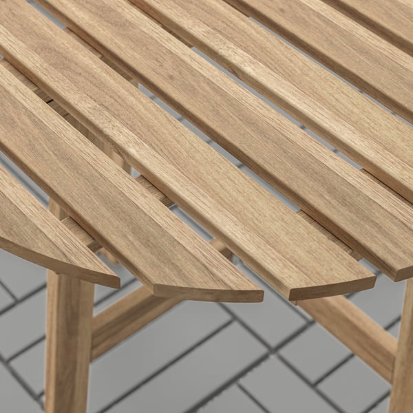 ASKHOLMEN Table f wall+2 fold chairs, outdoor, acacia/Kuddarna light grey-beige, 70x44 cm