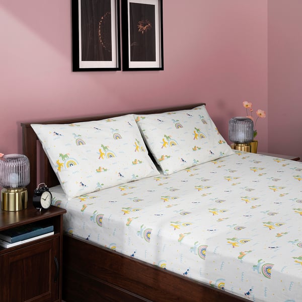 Aleman bardröm bedsheet, white, cotton/lyocell, floral unicorn print, standard size for queen bed.