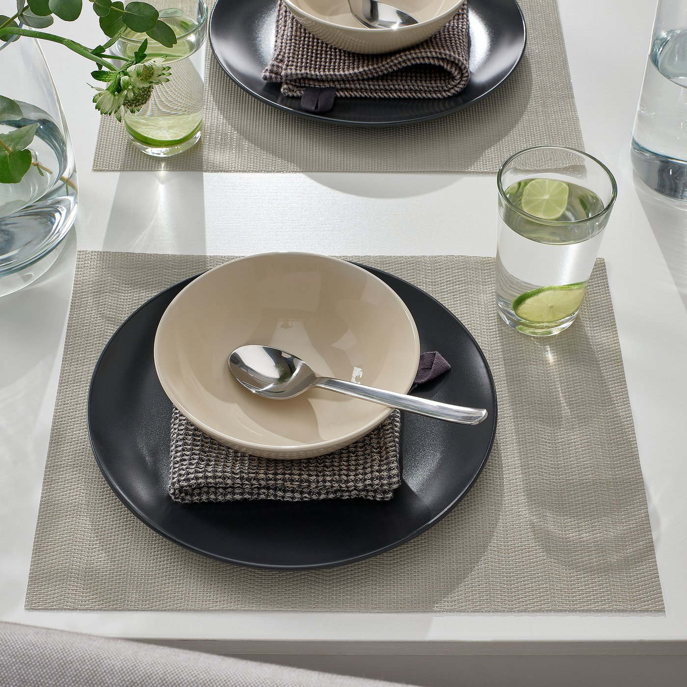 FLYGFISK Place mat view 2