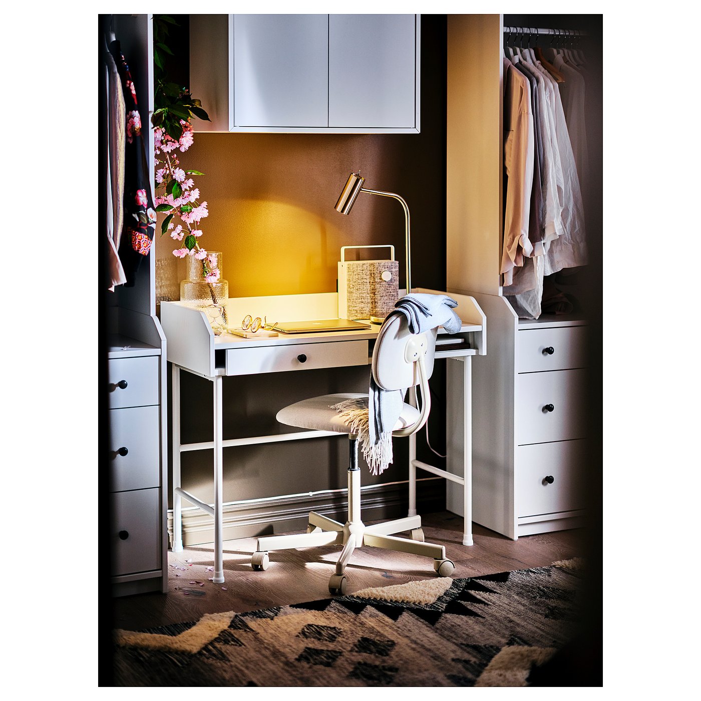 【新品未使用】ikea HAUGA デスク HAUGA desk, white, 100x45 cm (393/8x177/8