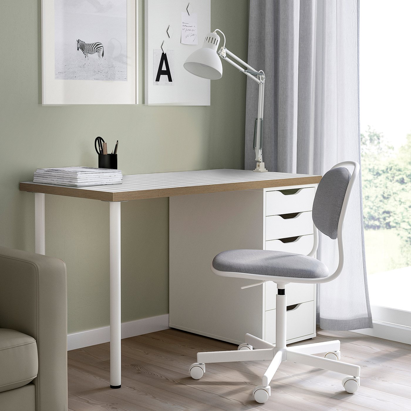 LAGKAPTEN / ALEX desk, white anthracite/white, 140x60 cm (551