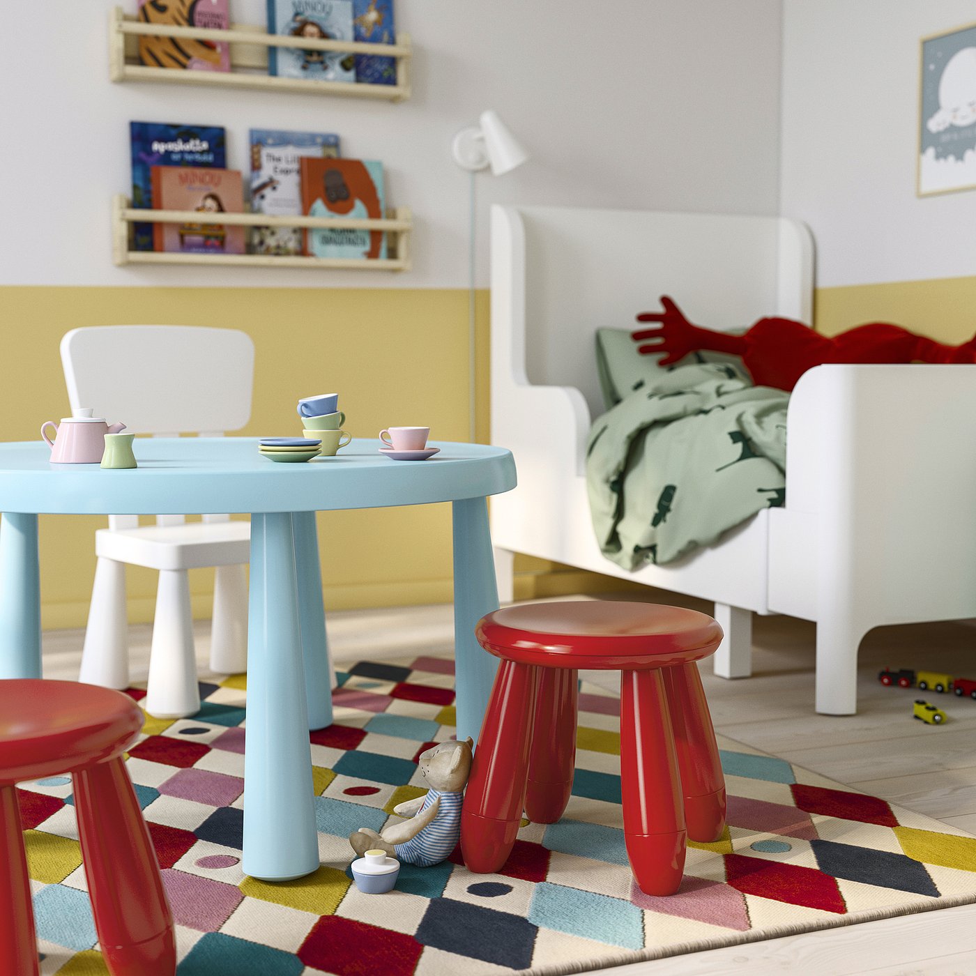 MAMMUT children's stool, in/outdoor/red - IKEA