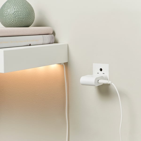 SMÅHAGEL 1-port USB charger, white