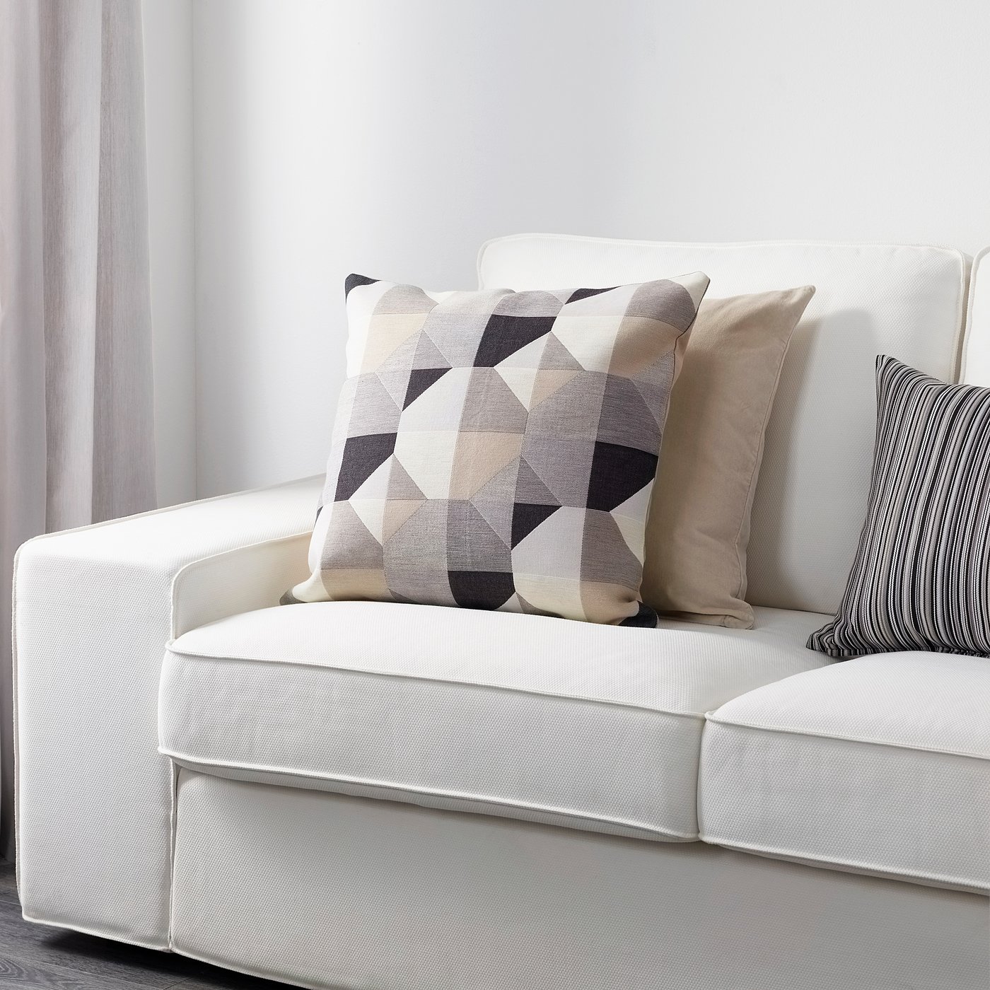 SVARTHÖ Cushion cover view 5