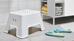 Bathroom stools & benches