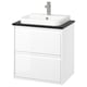 Moderno mobile da bagno bianco a parete con design elegante, lavandino semi-incasso e rubinetto cromato.