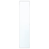 Anta a specchio ÅHEIM: alta, rettangolare, cornice argentata, superficie riflettente, con cerniere a chiusura ammortizzata.