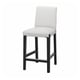 Sgabello da bar BERGMUND con tessuto grigio, struttura in metallo nero, moderno ed elegante.