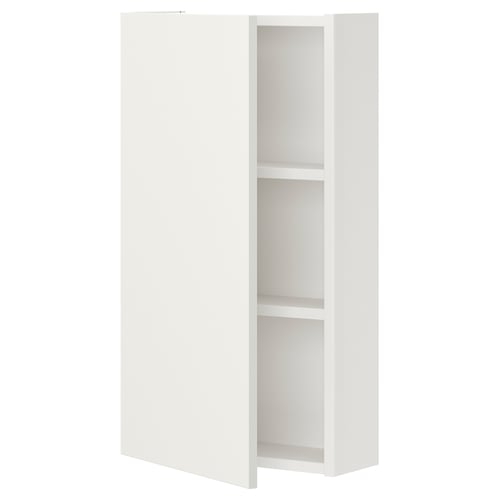 Un mobile a muro bianco con due ripiani della serie ikeas ENHET, progettato per la cucina, il bagno o la lavanderia.