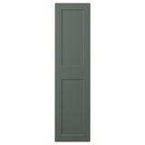 Porta GRIMO verde-grigio, design tradizionale moderno, fibra di legno, telai larghi, cerniera a chiusura ammortizzata.