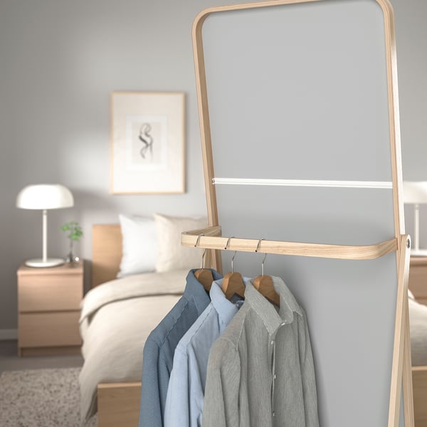 IKORNNES Specchio da terra - frassino - IKEA