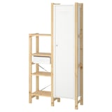 IVAR: scaffale in legno chiaro con quattro ripiani e anta alta.