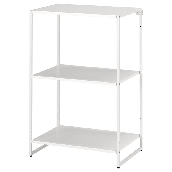 Uno scaffale ikea JOSTEIN in metallo bianco con tre ripiani. La sua forma quadrata, resistente e adatta sia per uso interno che esterno.