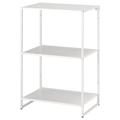 Uno scaffale ikea JOSTEIN in metallo bianco con tre ripiani. La sua forma quadrata, resistente e adatta sia per uso interno che esterno.