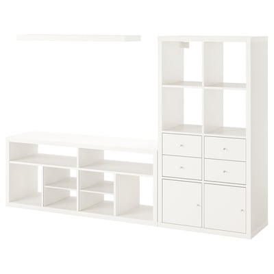 Moderna scaffalatura bianca KALLAX con pensile, mobile TV e inserti portaoggetti.
