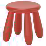 Uno sgabello MAMMUT rosso. Ha un sedile circolare e quattro gambe curve, tutte realizzate in plastica resistente.