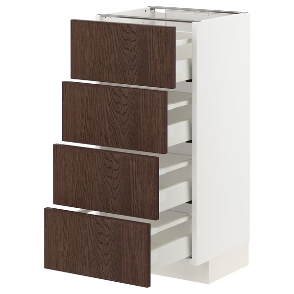 Moderna cucina bianca con 4 cassetti in legno marrone scuro, elegante e organizzata.