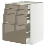 Cucina moderna, bianca con maniglie in bronzo metallizzato, maniglie eleganti e cassetti multipli.