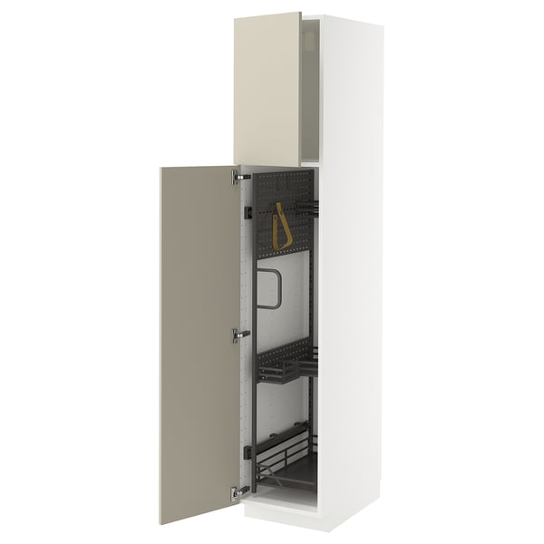 Mobile cucina METOD bianco con ante havstorp beige, aperto con organizer estraibili e cerniere in metallo.