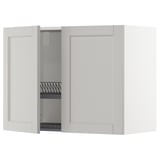 Pensile da cucina bianco, mensola rivelatrice con porta aperta e scolapiatti in filo metallico, design moderno angolare.
