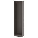 Una struttura per armadio PAX grigia. È alto, sottile e progettato per un facile montaggio. Il design è minimalista con una struttura pieghevole.