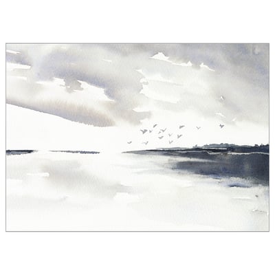 Poster PJÄTTERYD - scena di spiaggia nuvolosa, toni grigio-blu. Poliestere leggero con rivestimento acrilico. Forma rettangolare, design minimalista e astratto.