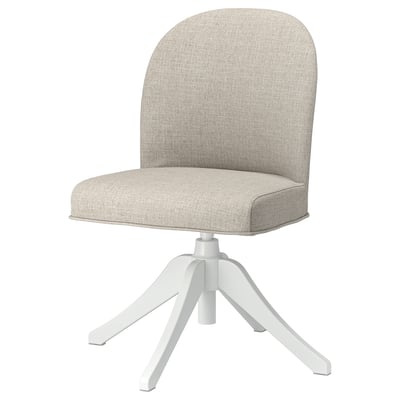 Sedia ROSENTORP: crema, tessuto, schienale curvo, gambe bianche, base girevole.