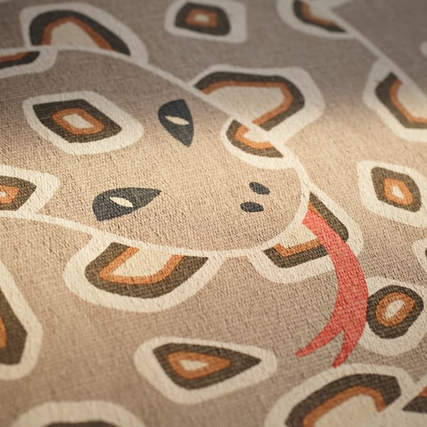 Tappeto morbido e strutturato con motivo a serpente. Toni neutri, cotone di alta qualità, superficie tattile.
