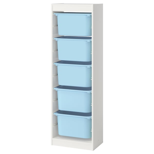Un mobile contenitore TROFAST bianco con cinque contenitori rimovibili blu. L'unità è alta e sottile, progettata per organizzare i giocattoli dei bambini.