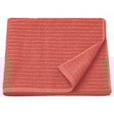 Asciugamano da bagno VÅGSJÖN arancione brillante, rettangolare, piegato, con trama a coste, realizzato in 100% cotone.