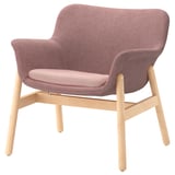 Poltrona VEDBO, marrone-rosato, gambe in legno, forma curva, design moderno.