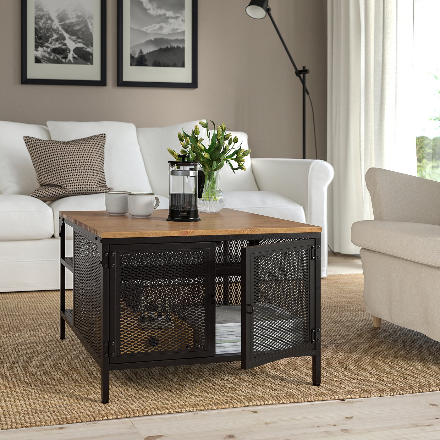 リビングテーブル　IKEA　FJALLBO　ﾅﾁｭﾗﾙ×ﾌﾞﾗｯｸ FJÄLLBO storage table, black, 68x68x48 cm - IKEA