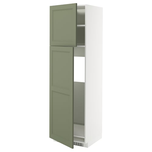 METOD kitchen cabinet in grey-green with two adjustable shelves and white frame.