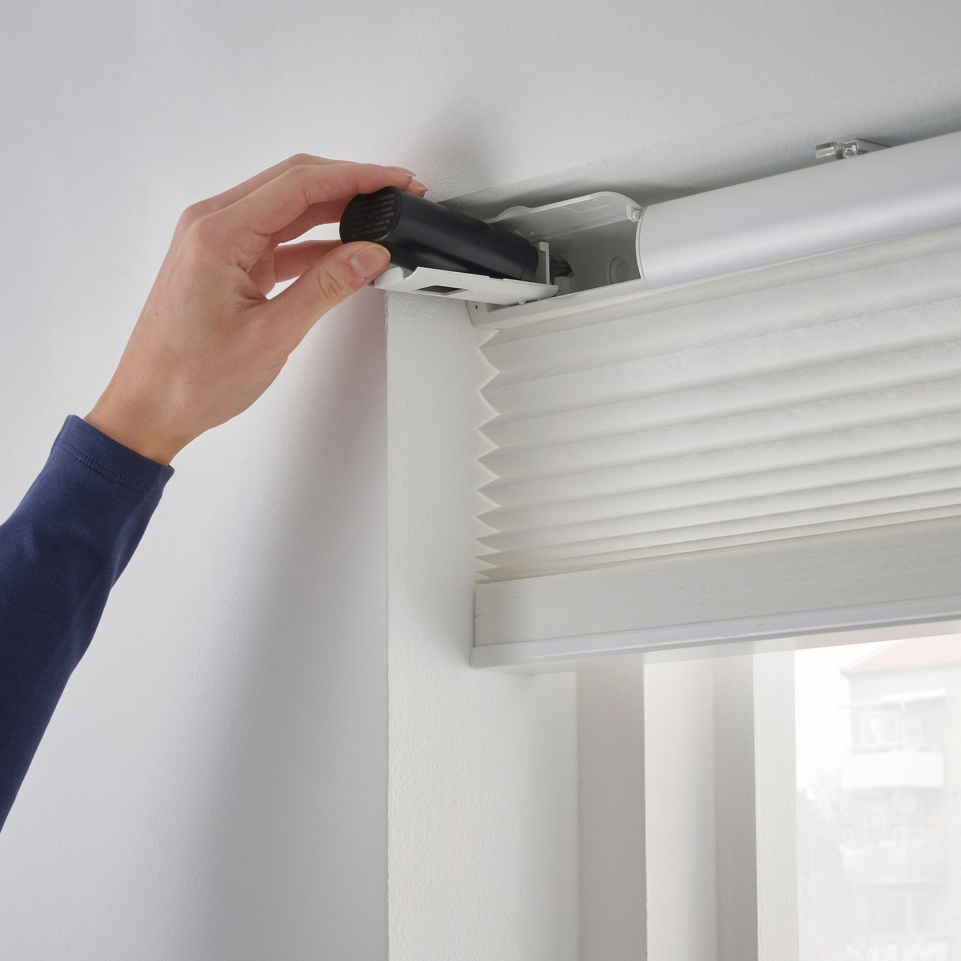 PRAKTLYSING cellular blind, smart wireless/battery-operated white